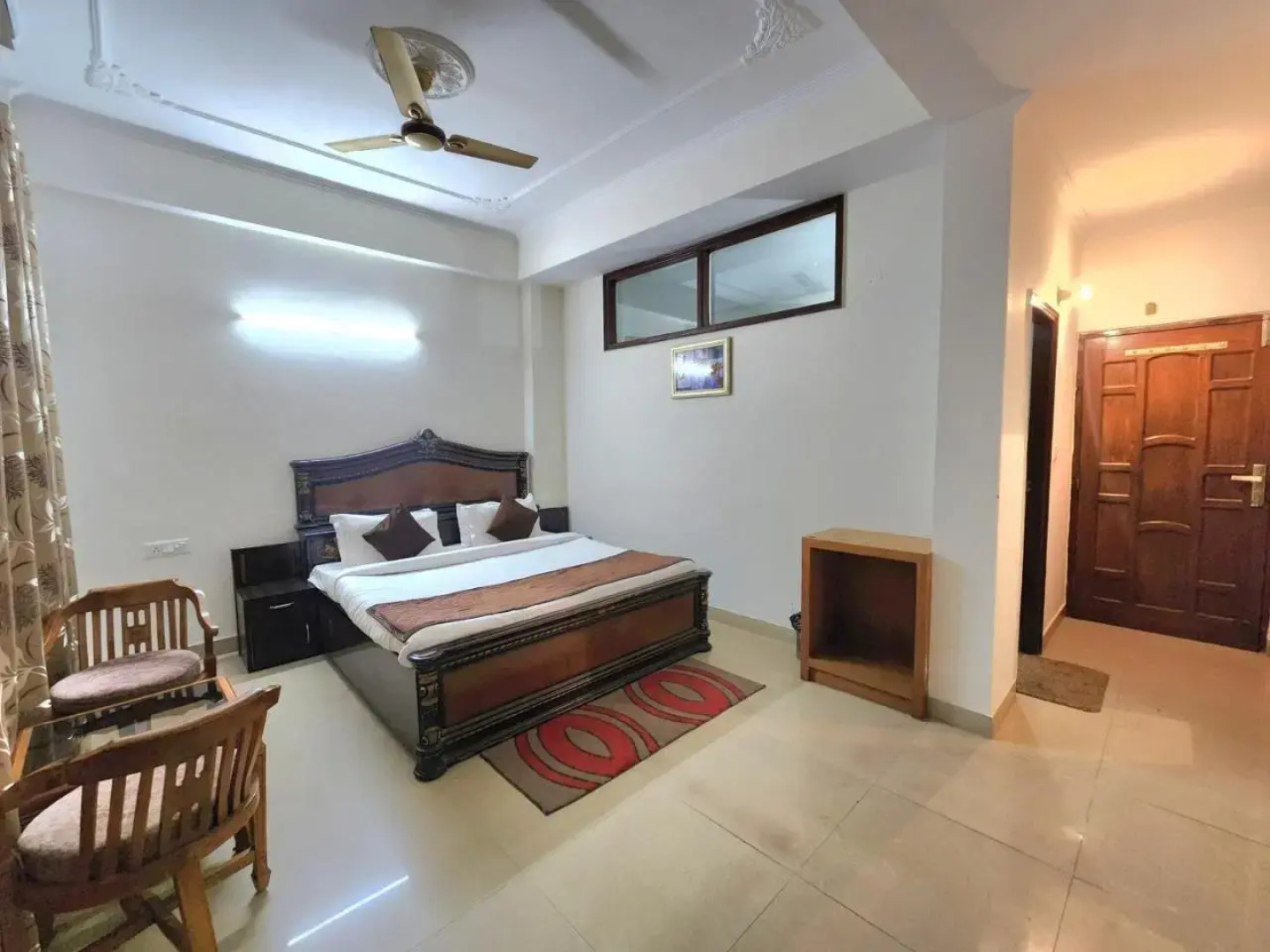 OYO 27648 Kasauli Greens