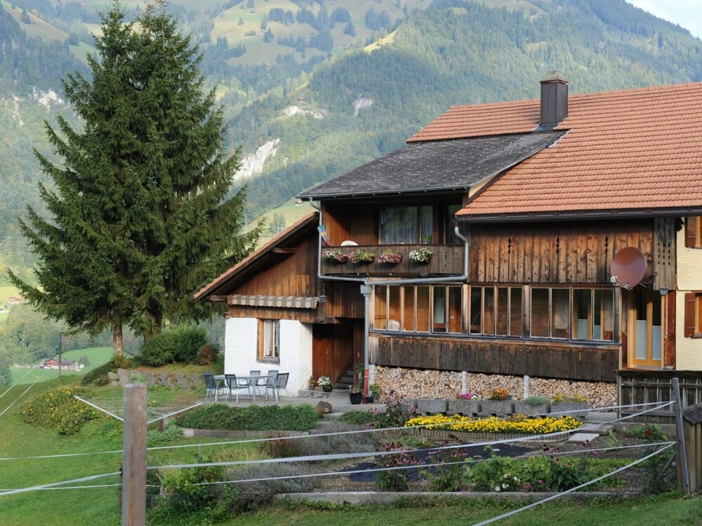 Cosy Ground Floor Apartment With Privat Terrace and Great Views