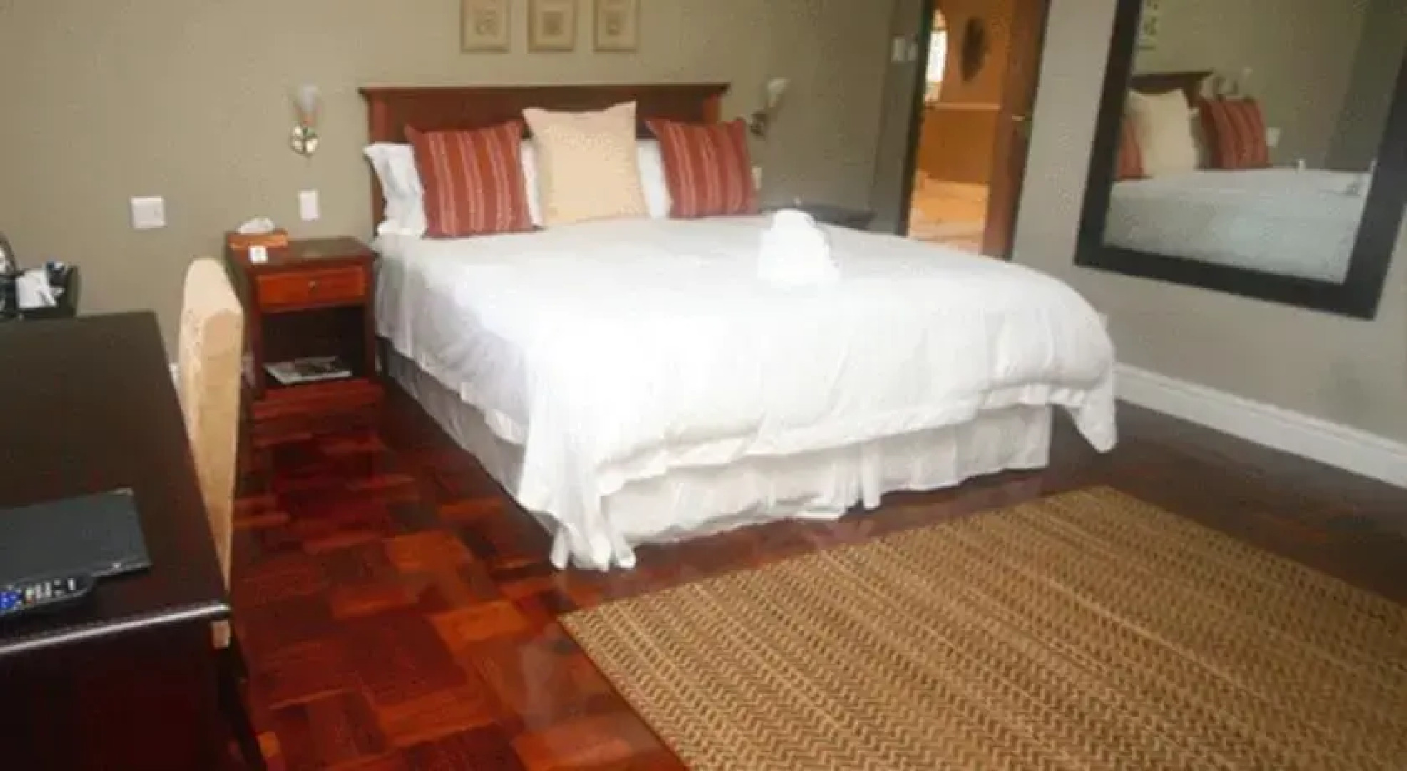 Ingwenya bed and breakfast