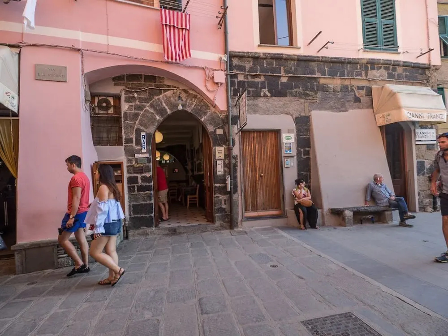 Arbanella Sea View Apartment