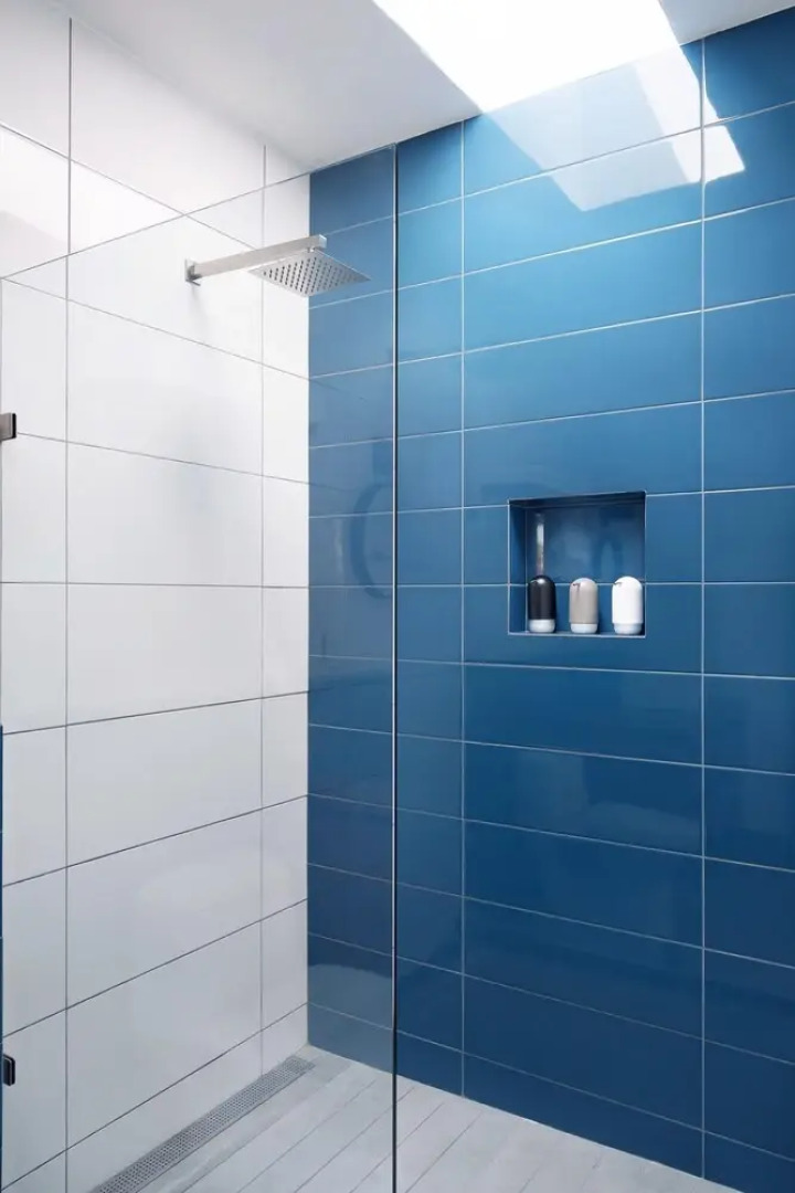 Light Filled Modern Apartment With Private Garden