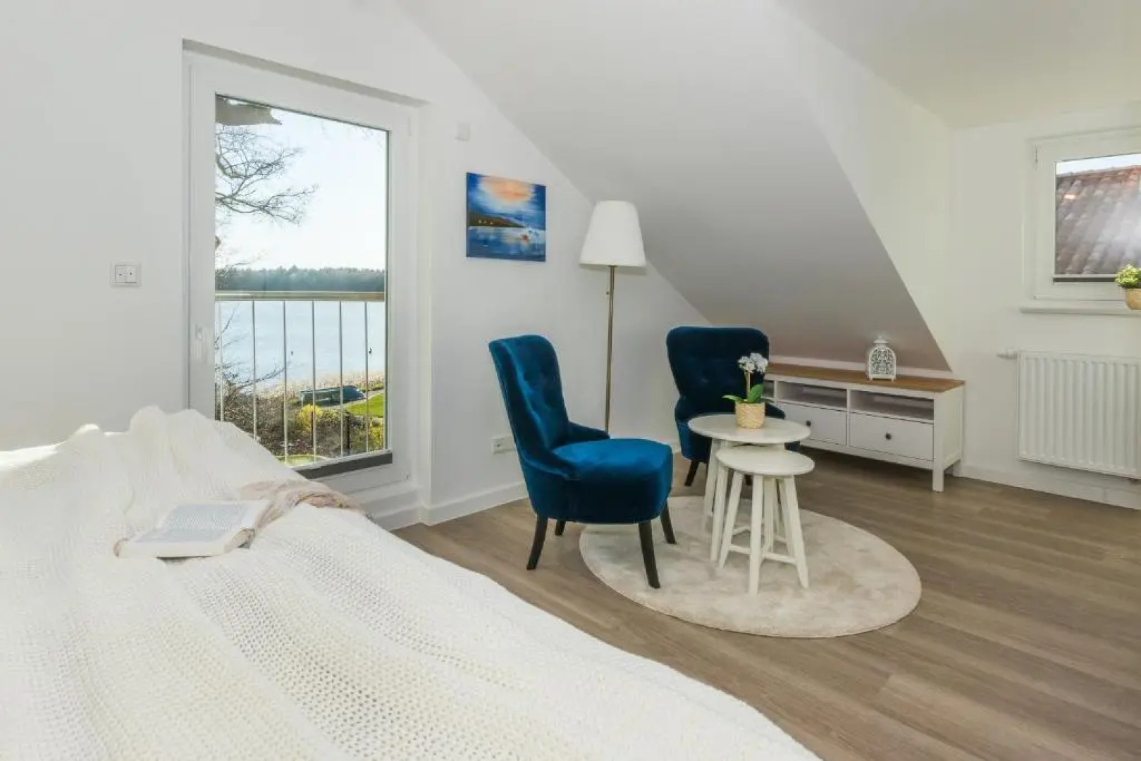 5 Sterne Ferienhaus direkt am See mit Sauna-Kamin-Garten