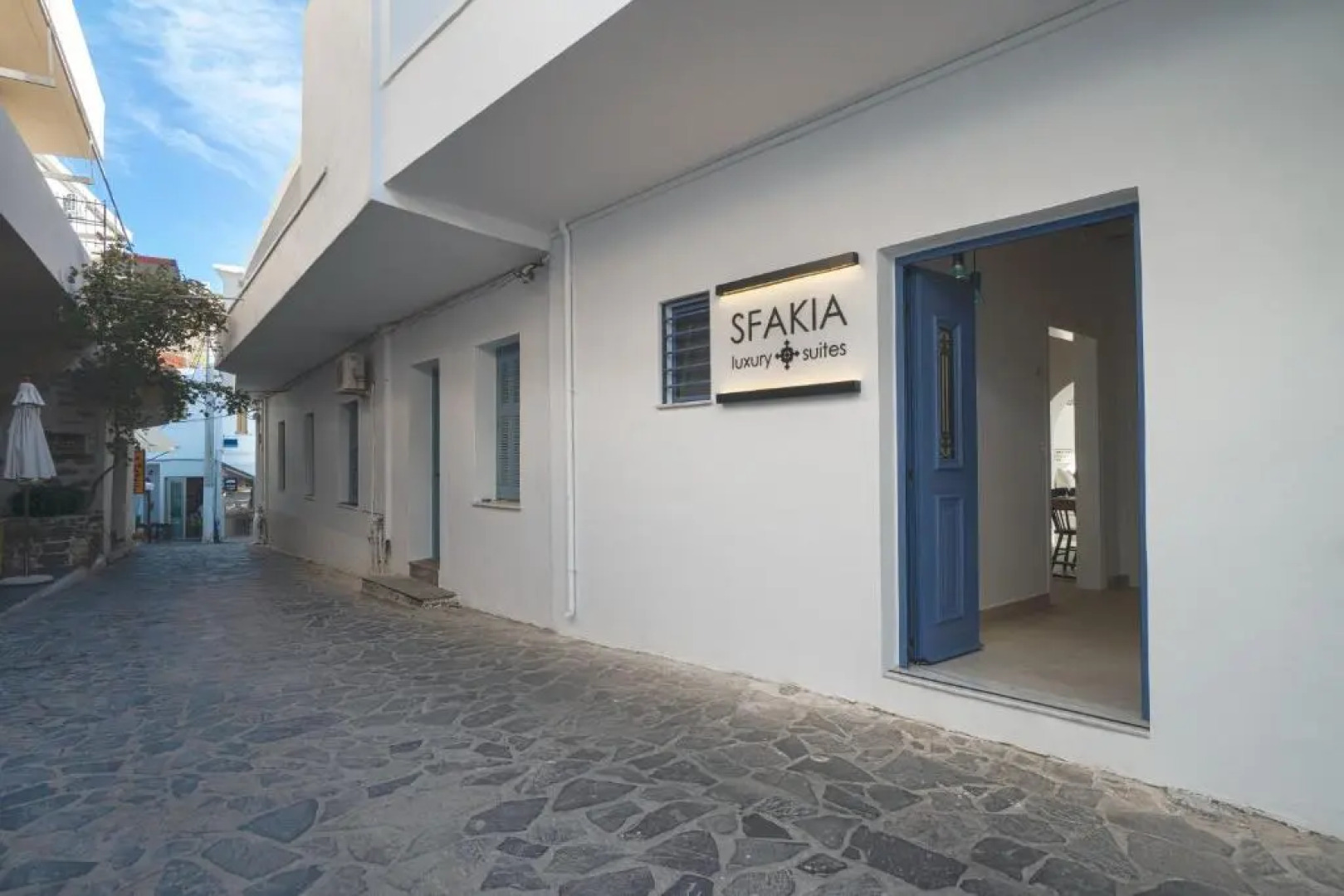 Sfakia Seaside luxury Suites