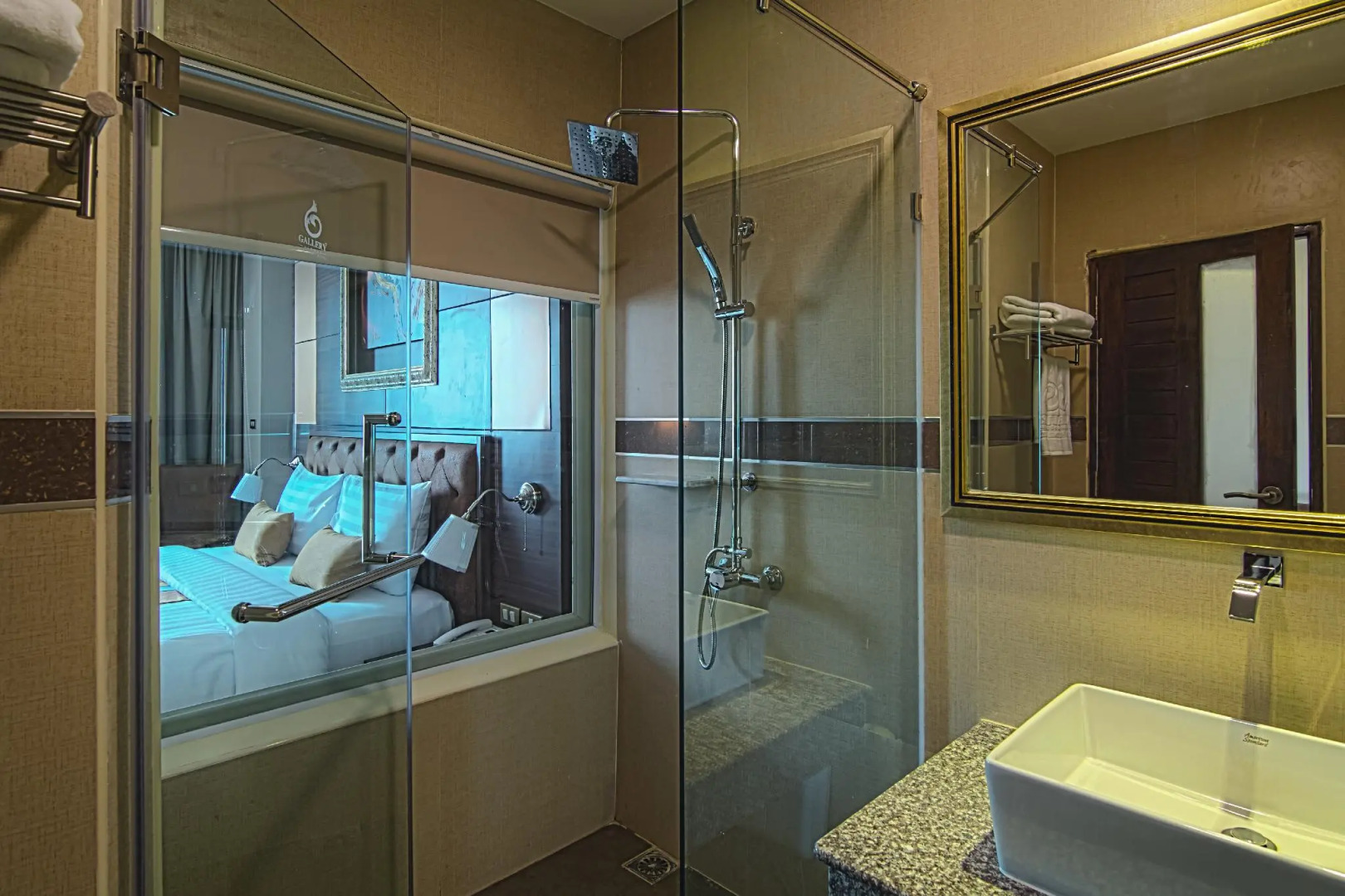 Gallery Design Hotel