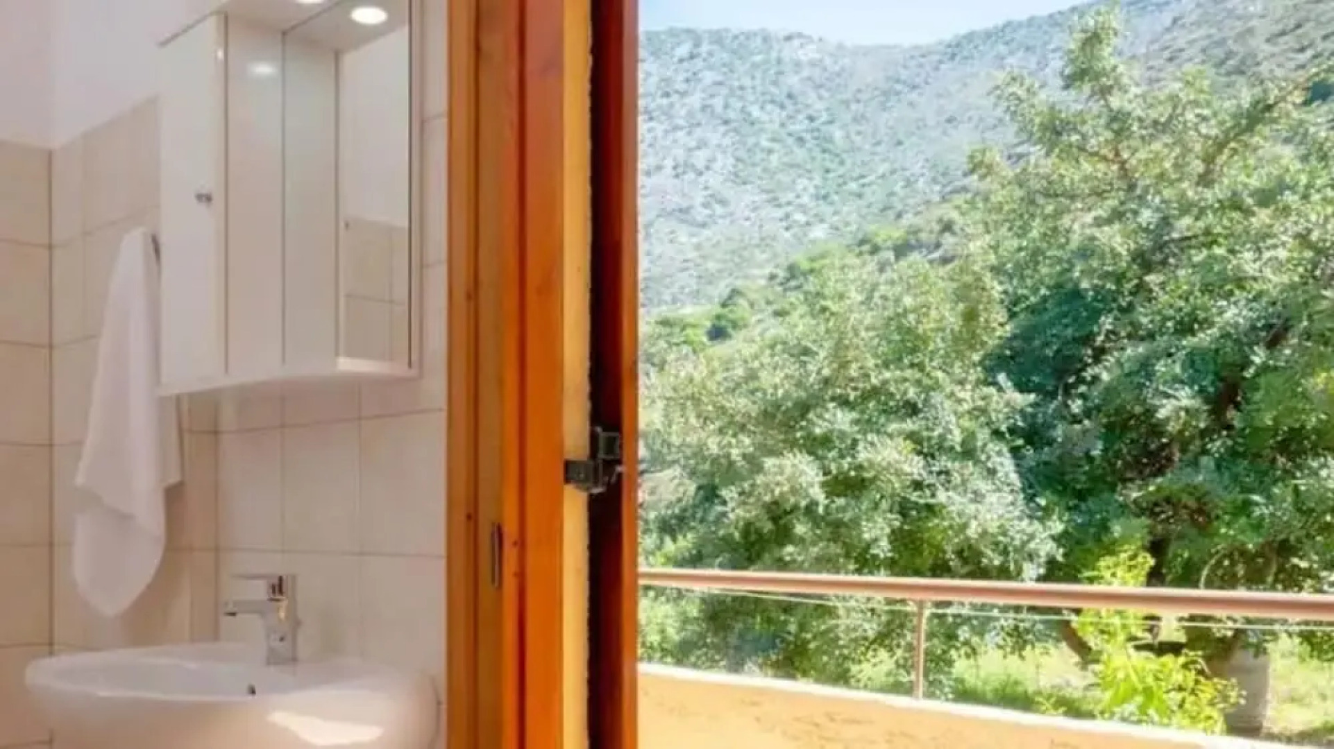 Luxurious Villa Kardi a Small Paradise