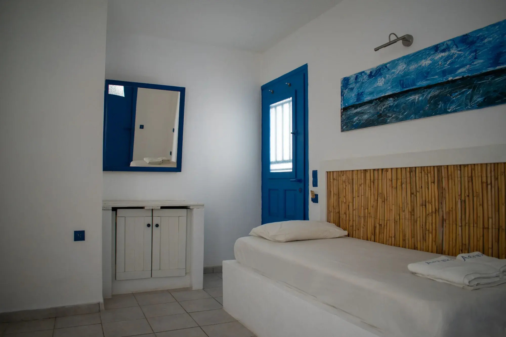Aeraki Studios & Apartments