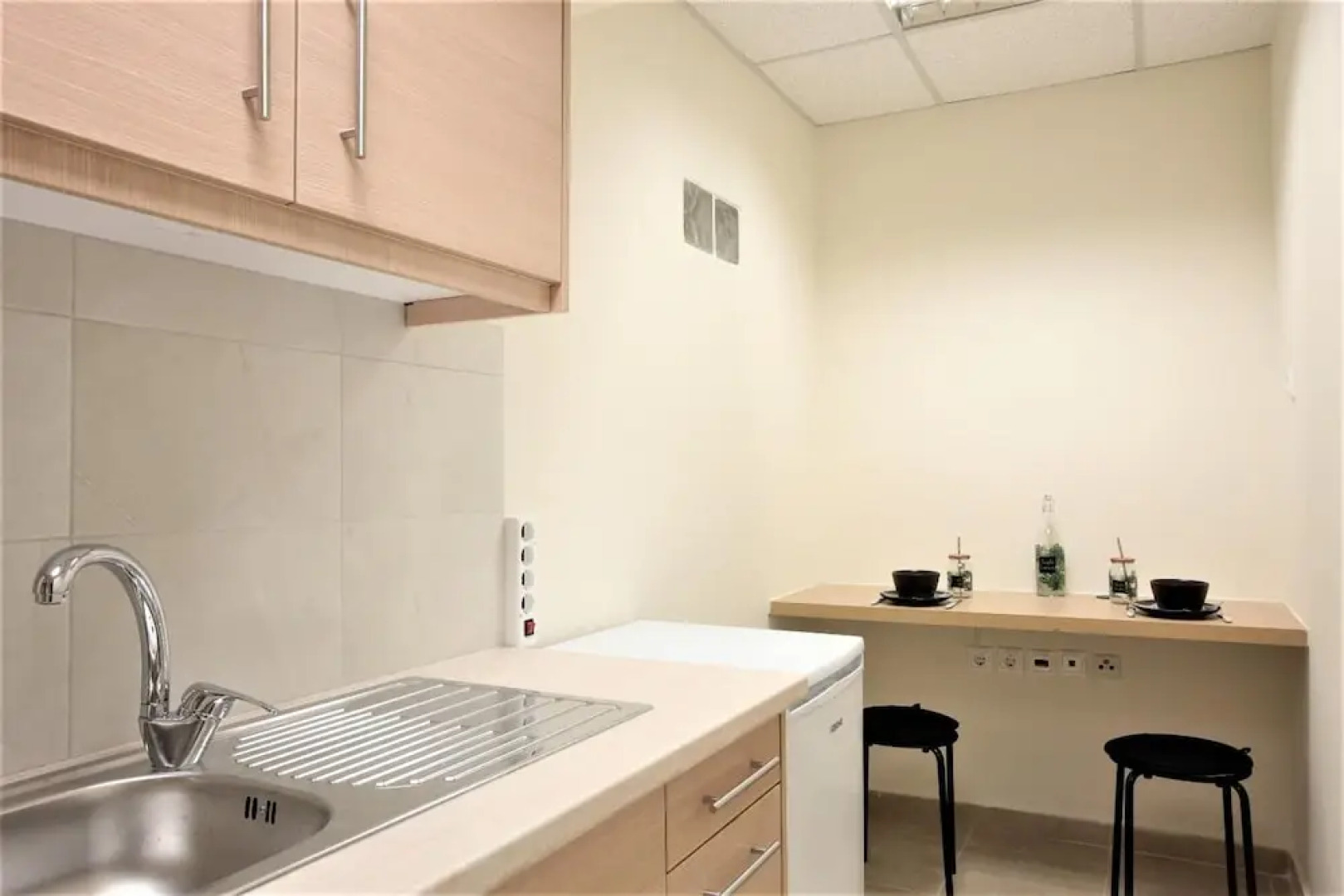 GK Airport Suites - Free Shuttle