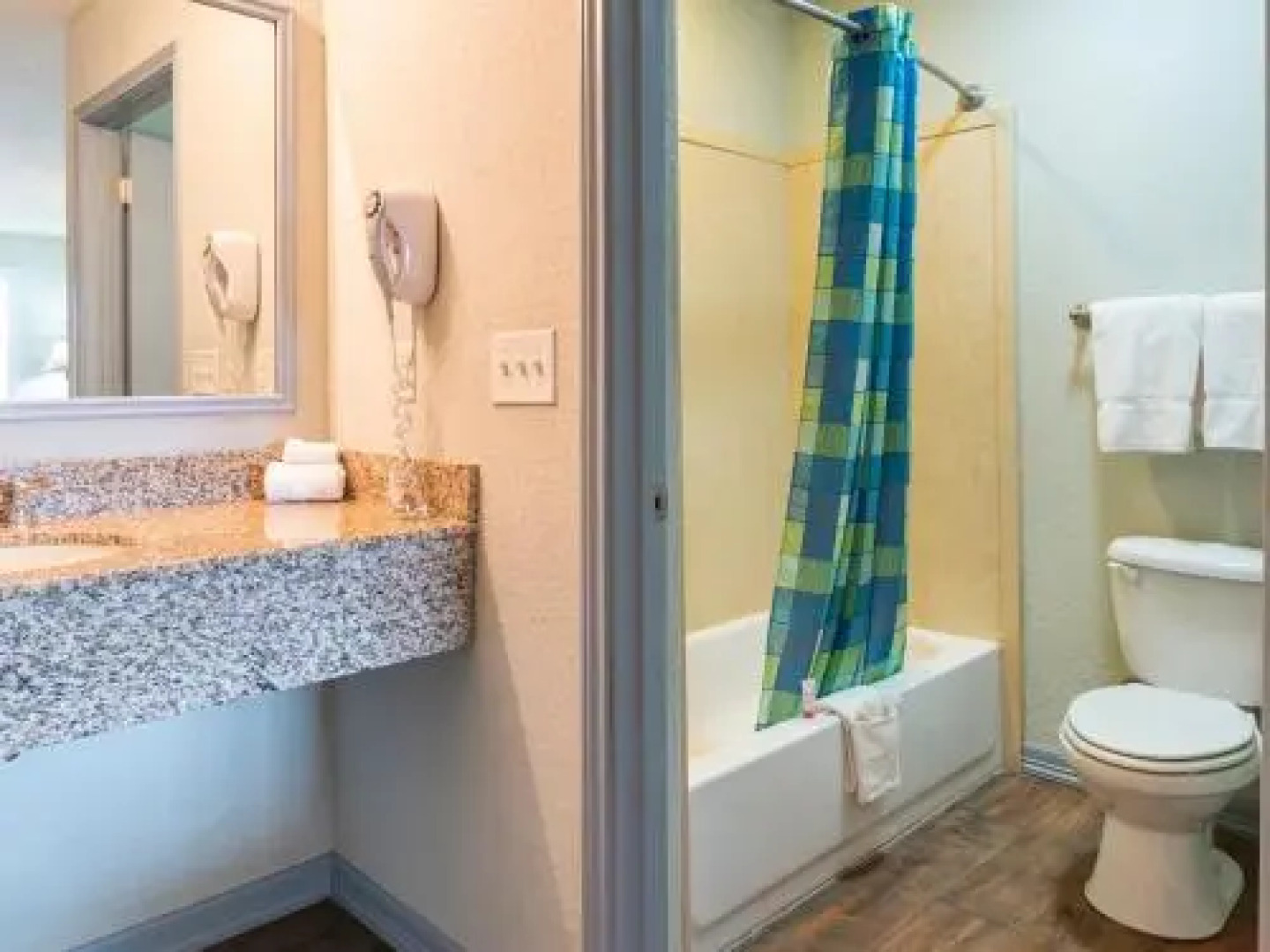 Southern Inn and Suites Pearsall