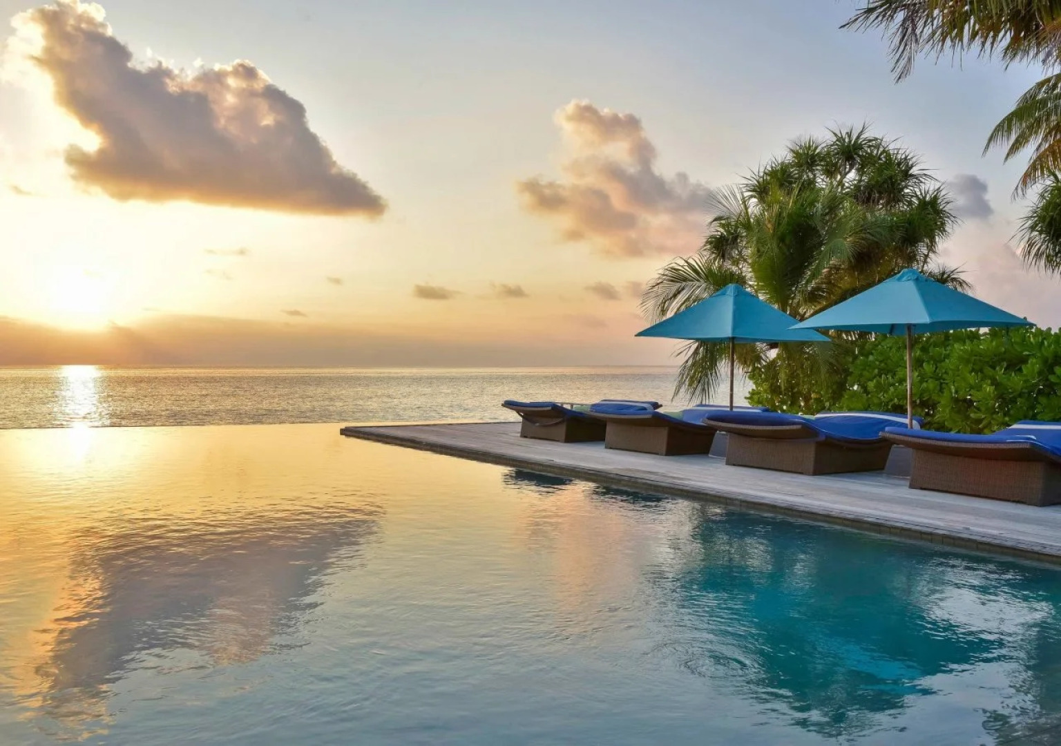 The Halcyon Private Isles Maldives, Autograph Collection