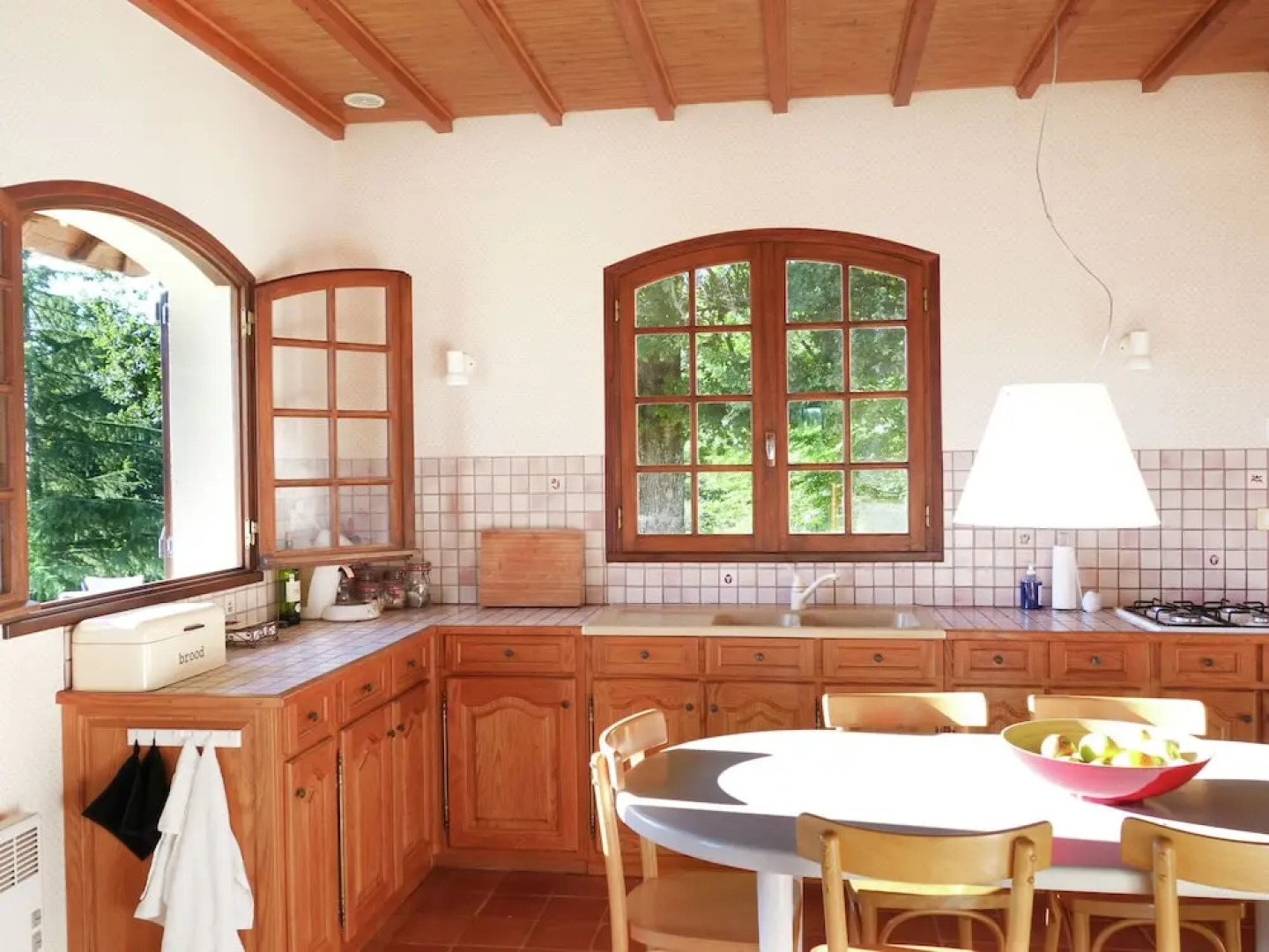 Lovely Villa in La Coquille with Swimming Pool