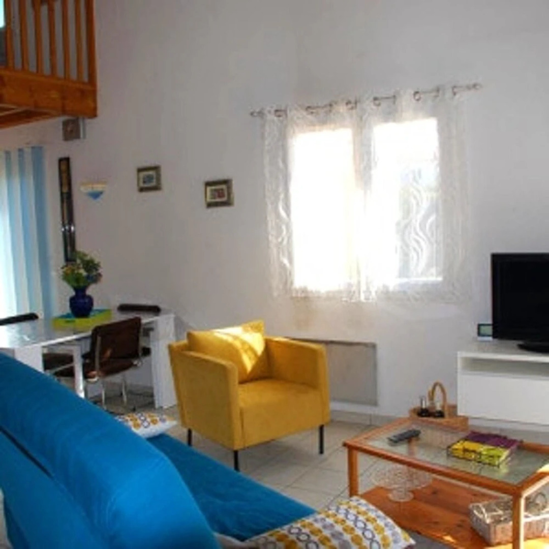 Beautiful villa with swimming-pool