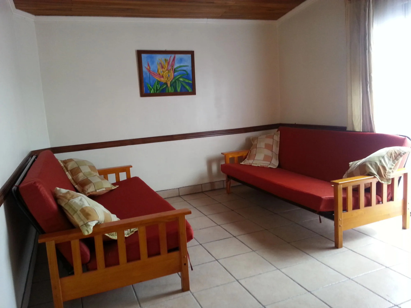 Hotel La Guaria Inn & Suites