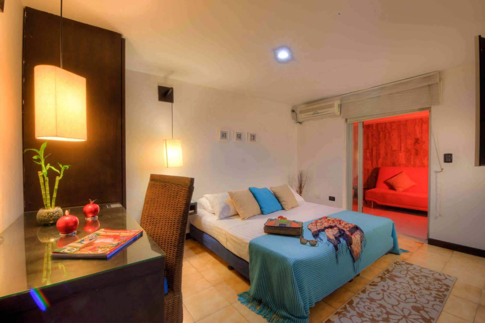 Hotel Santorini Express y Cabañas