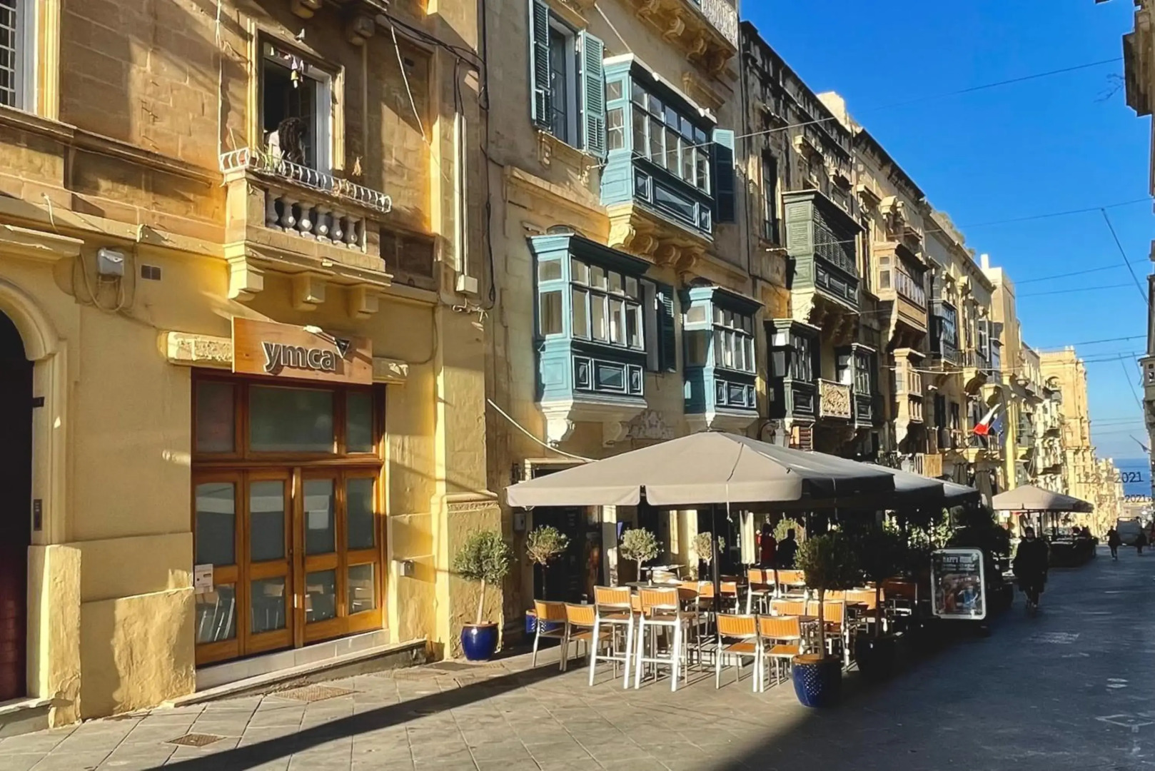 Valletta Collection - Merchant Str Apartment with large yard