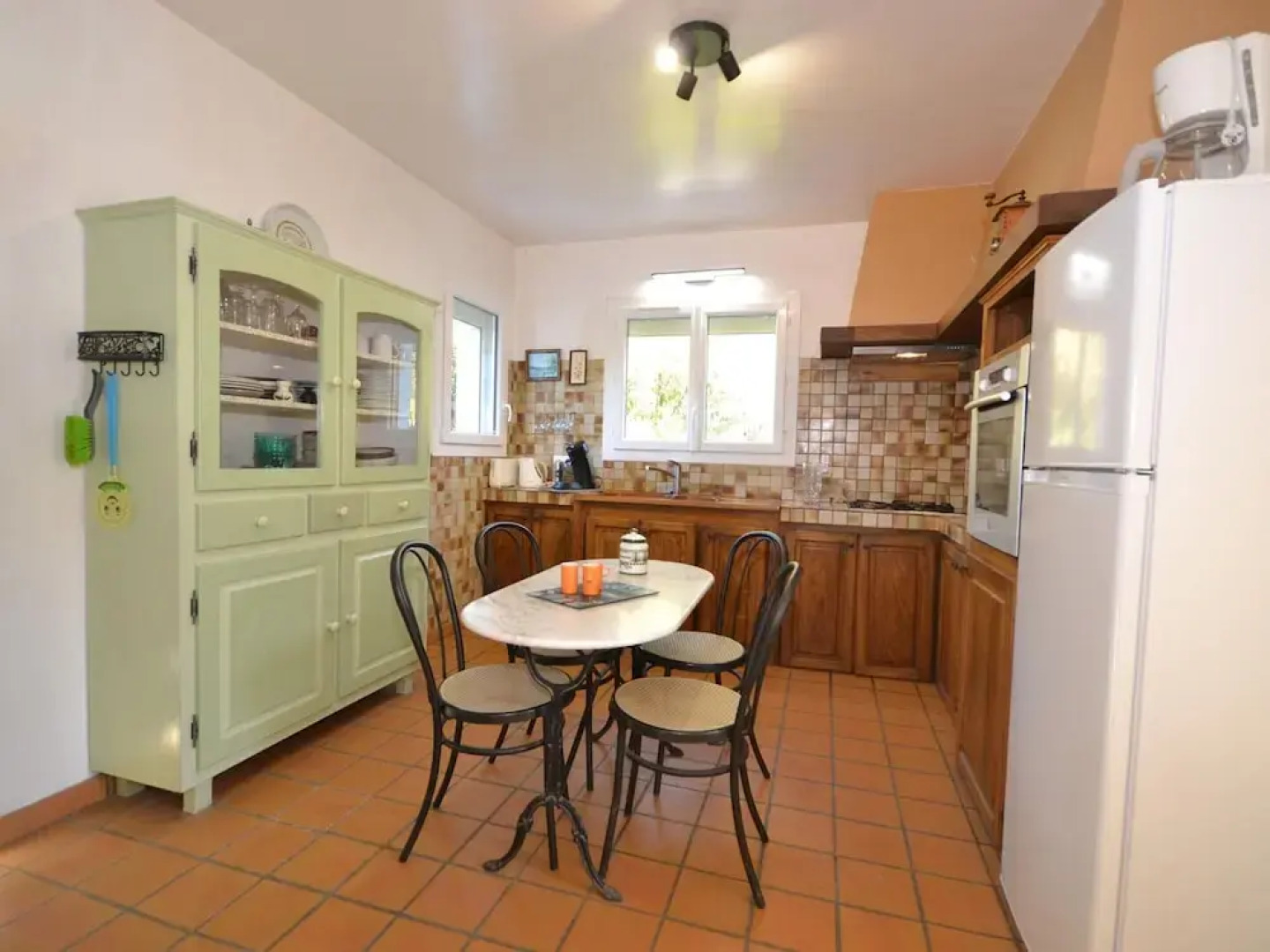 Villa With Swimming Pool Within the Luberon