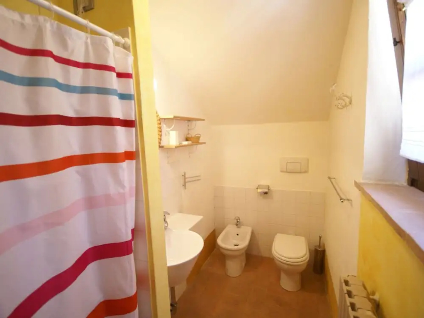 Cosy Apartment With Communal Pool and Stunning Views