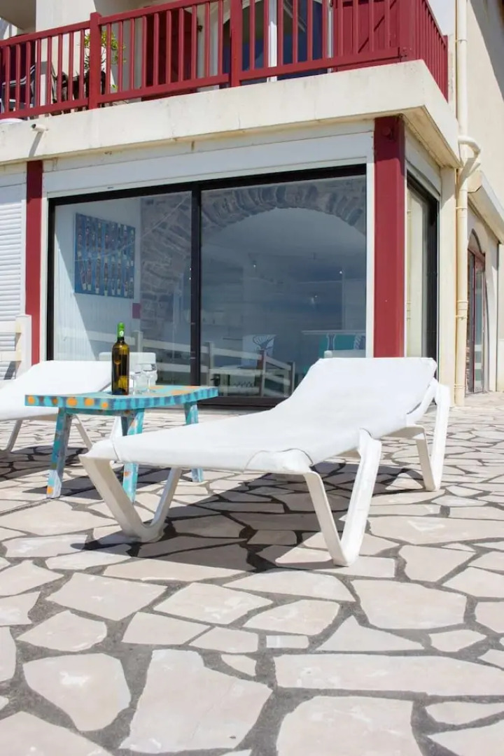 L'uhabia Beachfront Retreat With Parking Access!