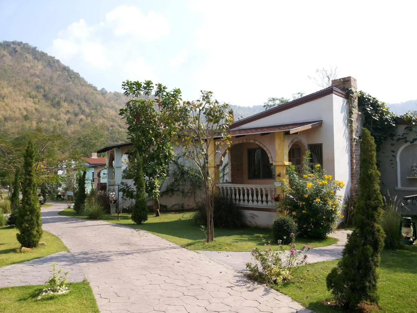 Stamp Hills Resort & Restaurant