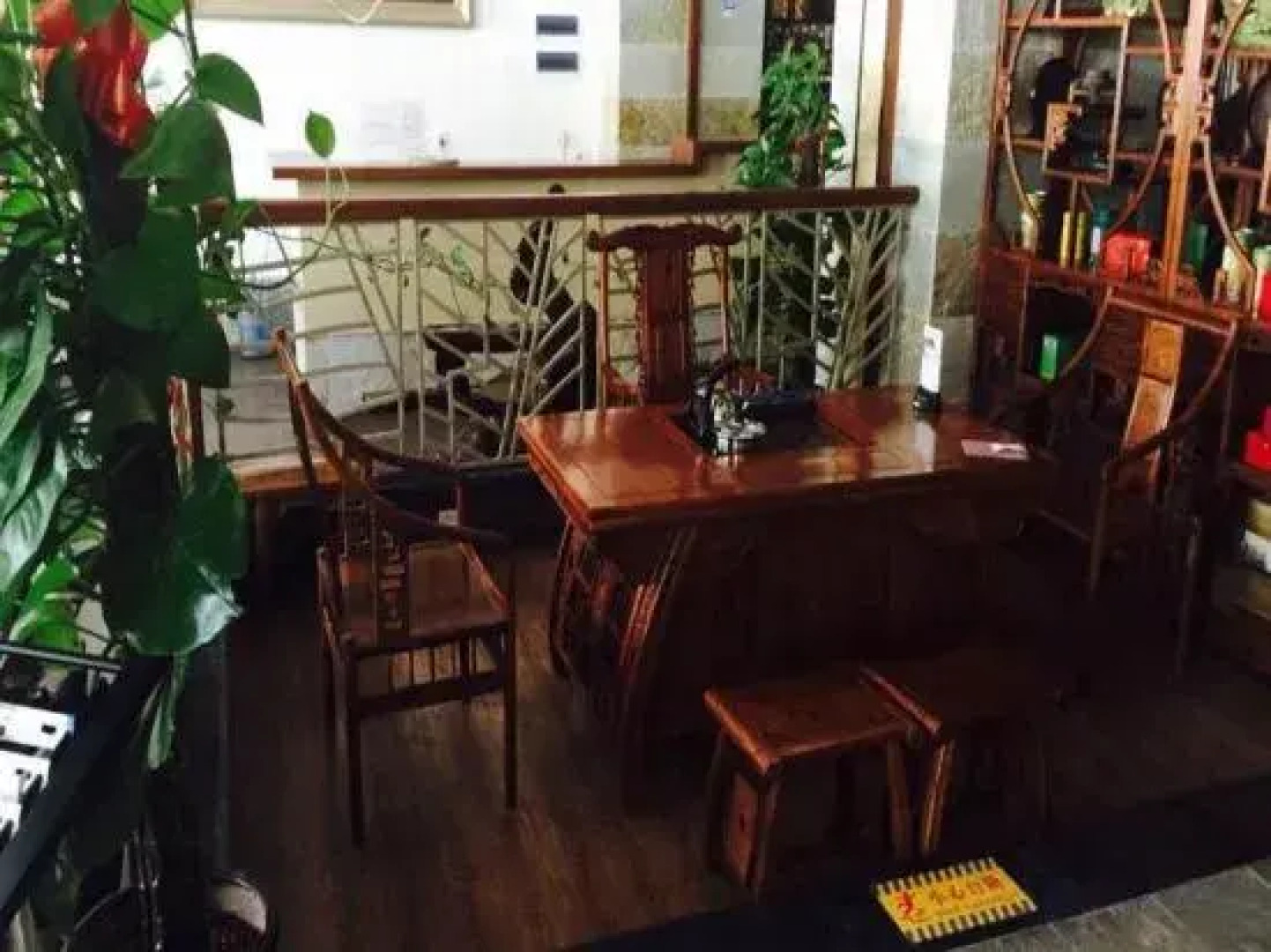 Lvzhinan Business Hotel