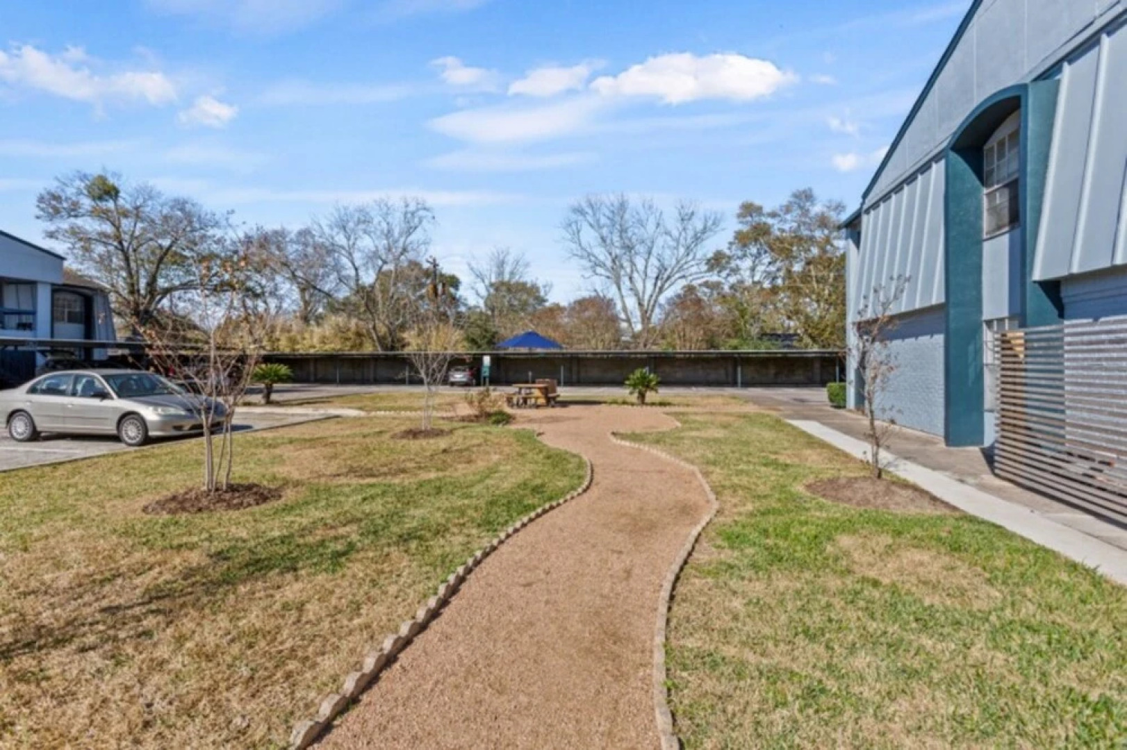 Comfortable Apartments in SEABROOK SK