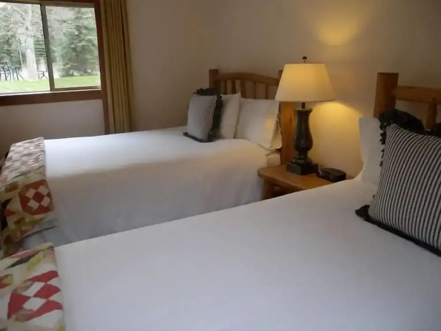 Redstone Cliffs Lodge