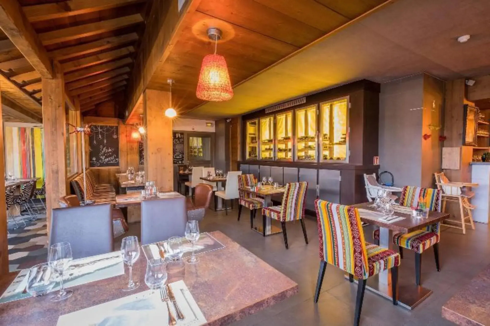 Les Cabanes De La Maison Rouge