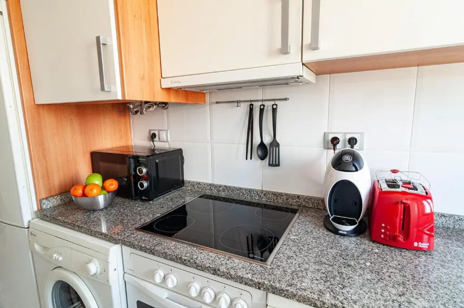 Beach & Pool Sant Salvador - 150m from sea