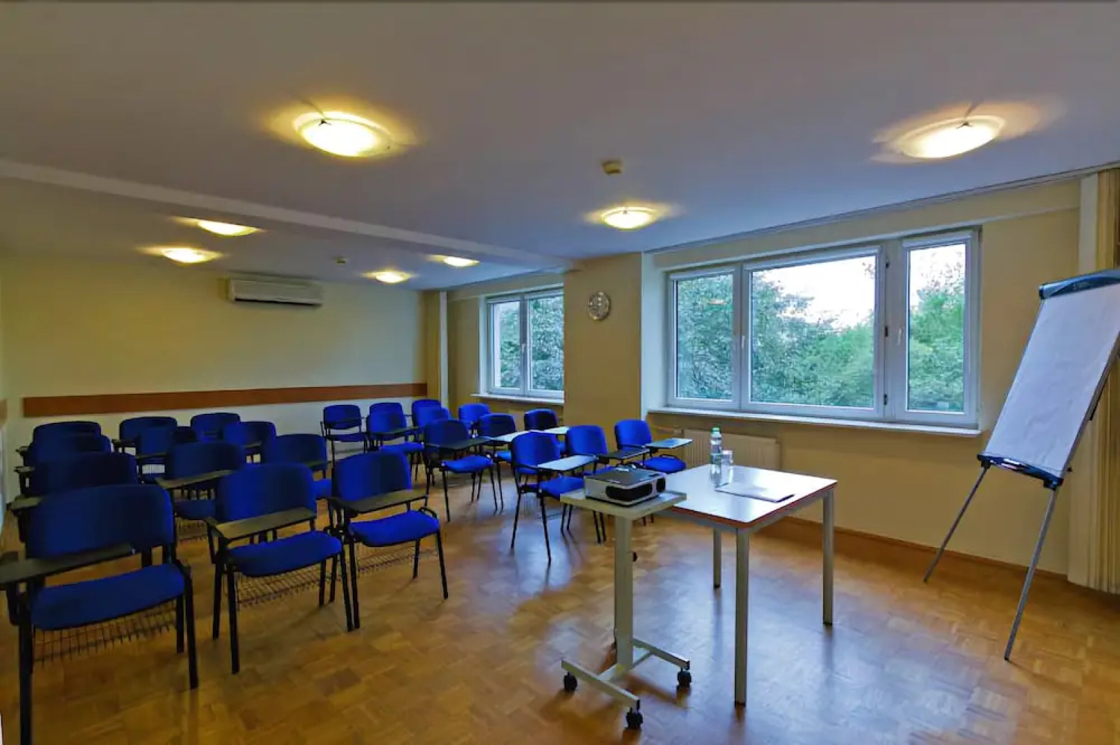 Hotel Wilanów Warszawa by DeSilva