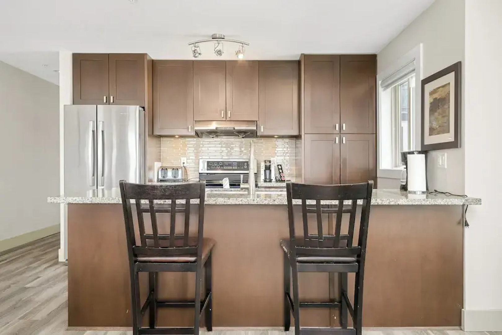 Harmony Haven 2BR Lakefront Suite