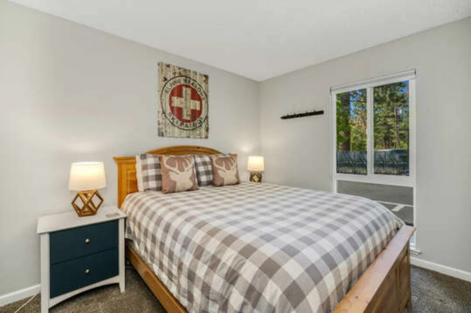 Skylandia Escape by Tahoe Mountain Properties