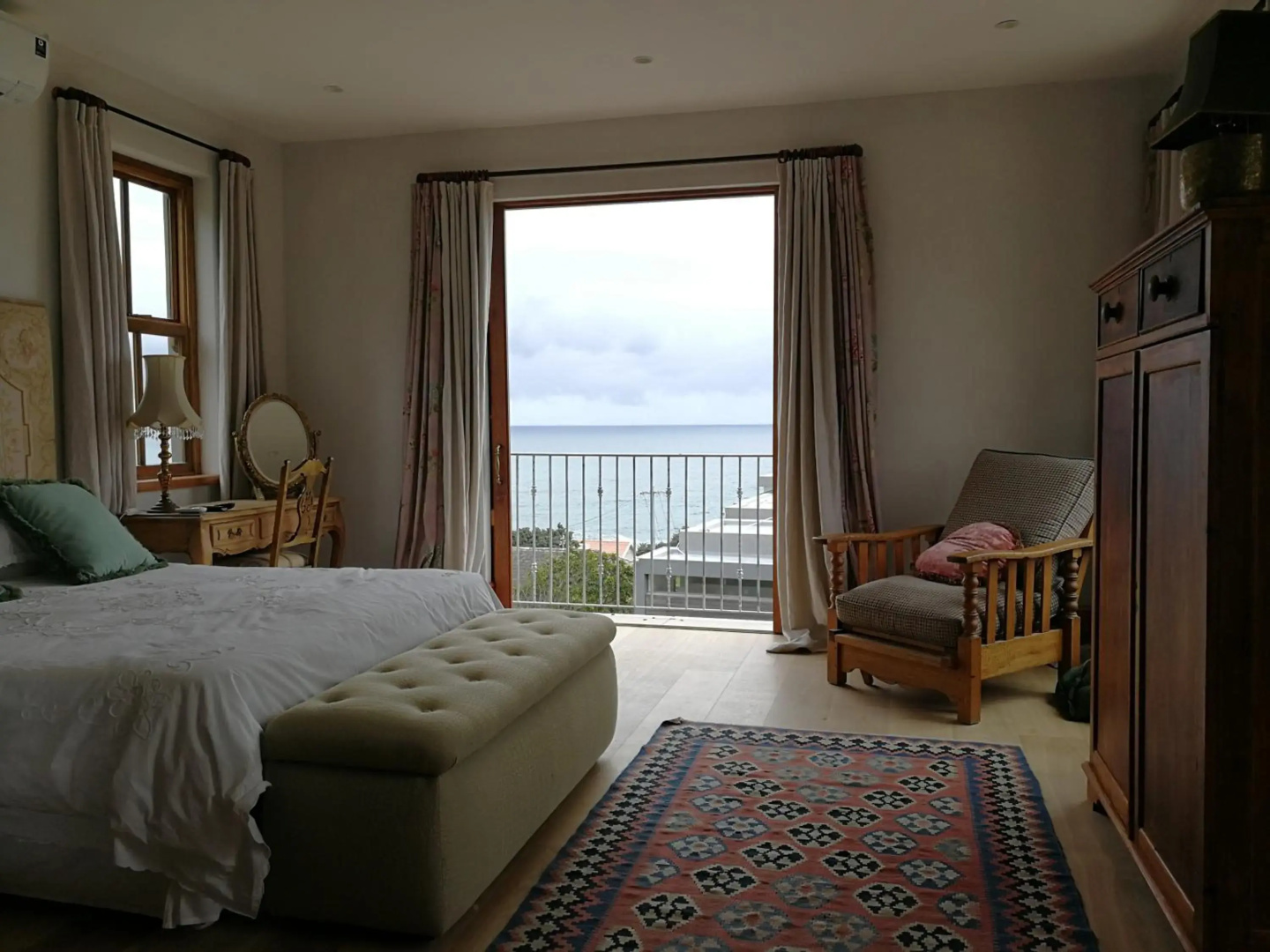 Bakovenbay Luxury Suites