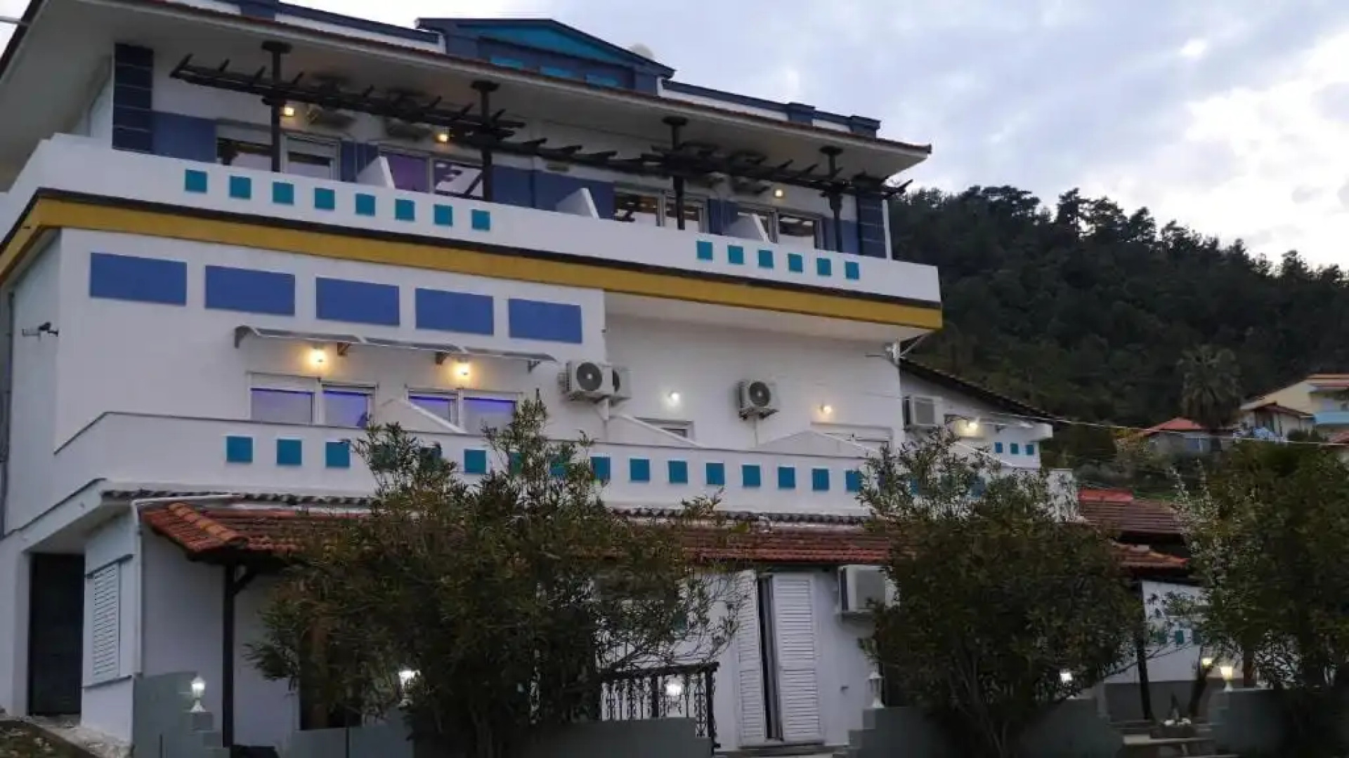 Blue Bay Beach Hotel