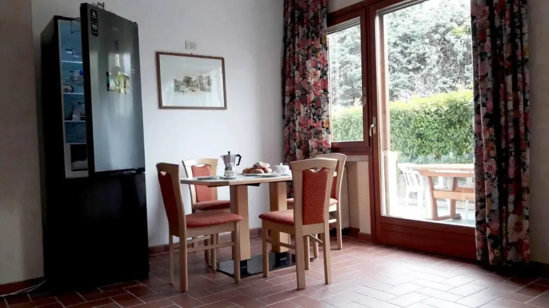 Front Lake Studio with Loft Bed and Pool