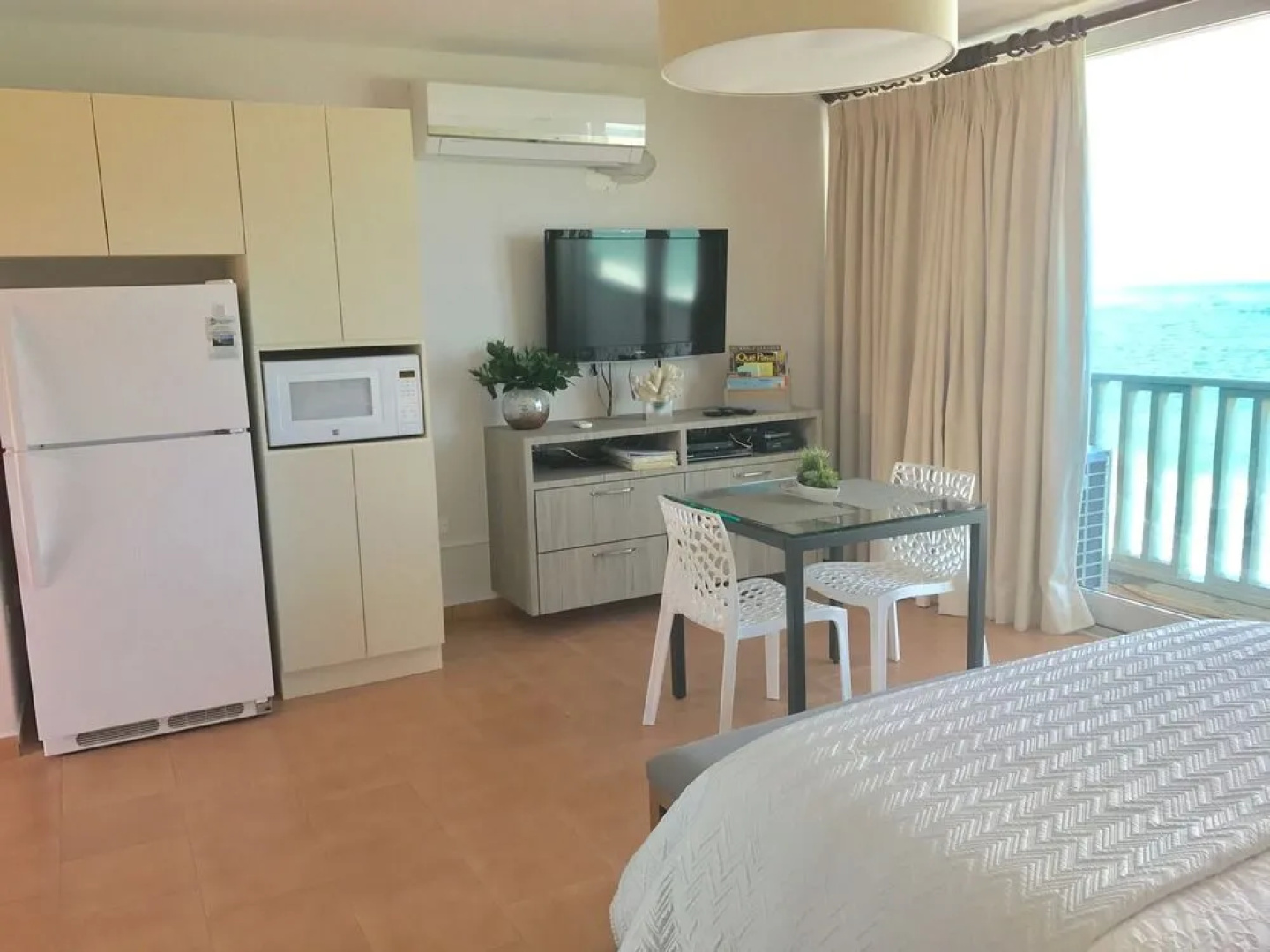 Stella Maris Beach Front Apartment