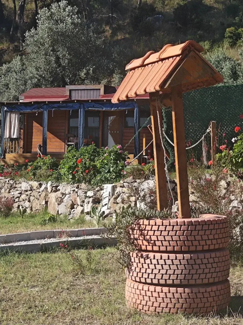 Ti̇ny Mi̇ni̇ House