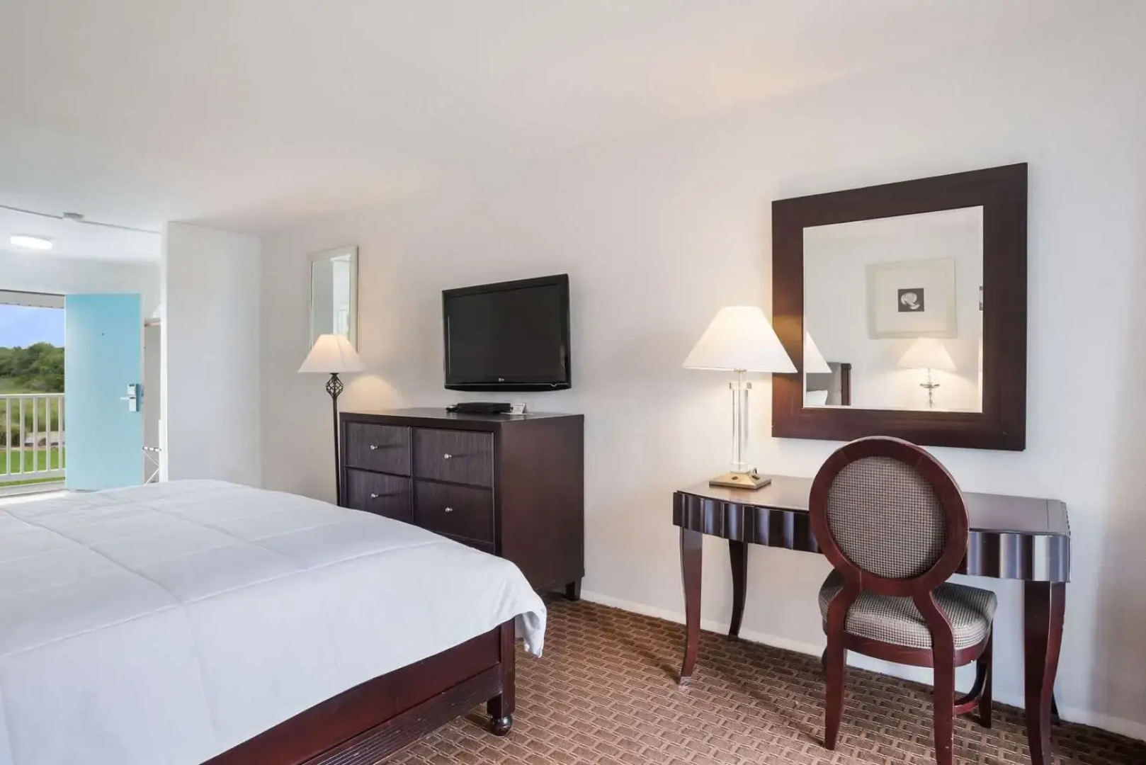 Rodeway Inn at Somers Cove Marina