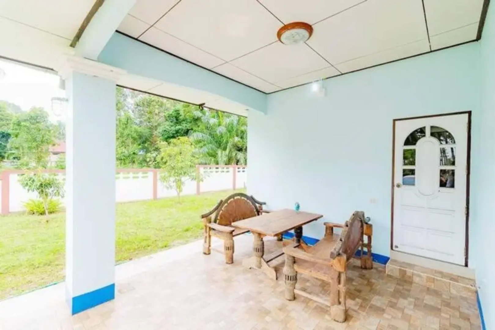 Bangsaphan Paradise Blue House 230 m. to the beach