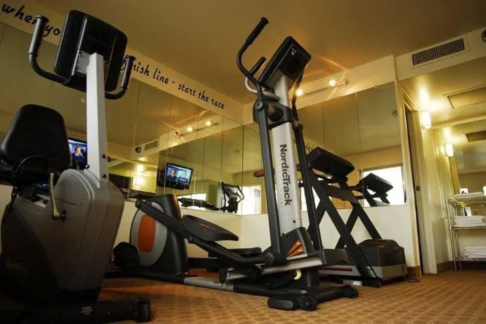 Affordable Inns Denver West