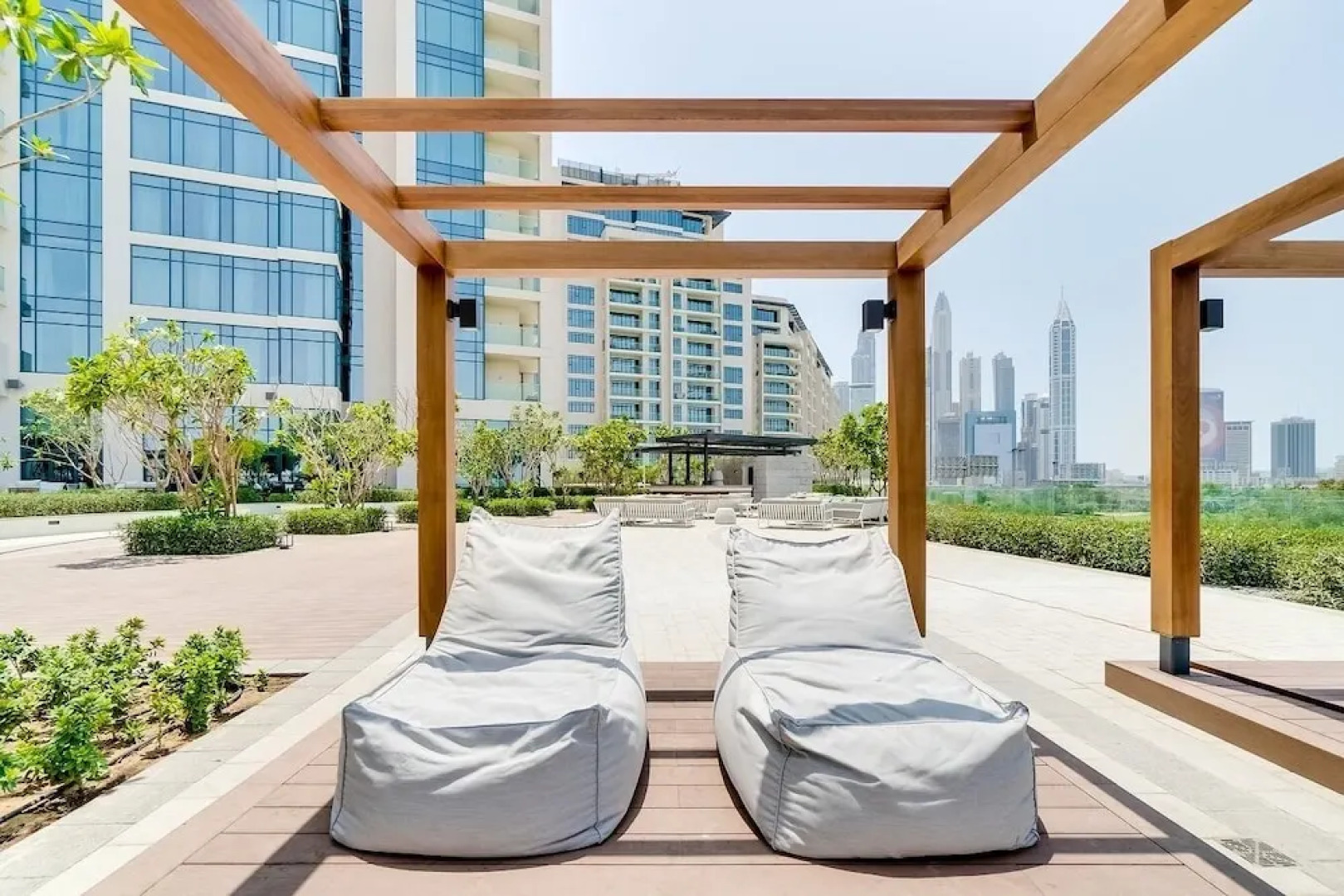 Vida Emirates Hills Residences