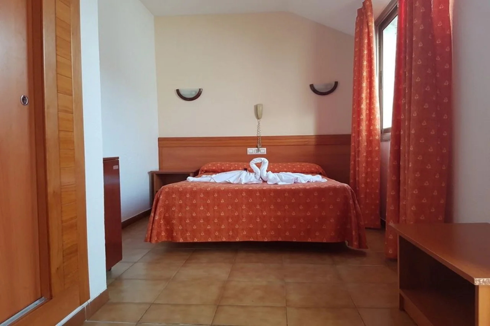 Santa Susanna Resort