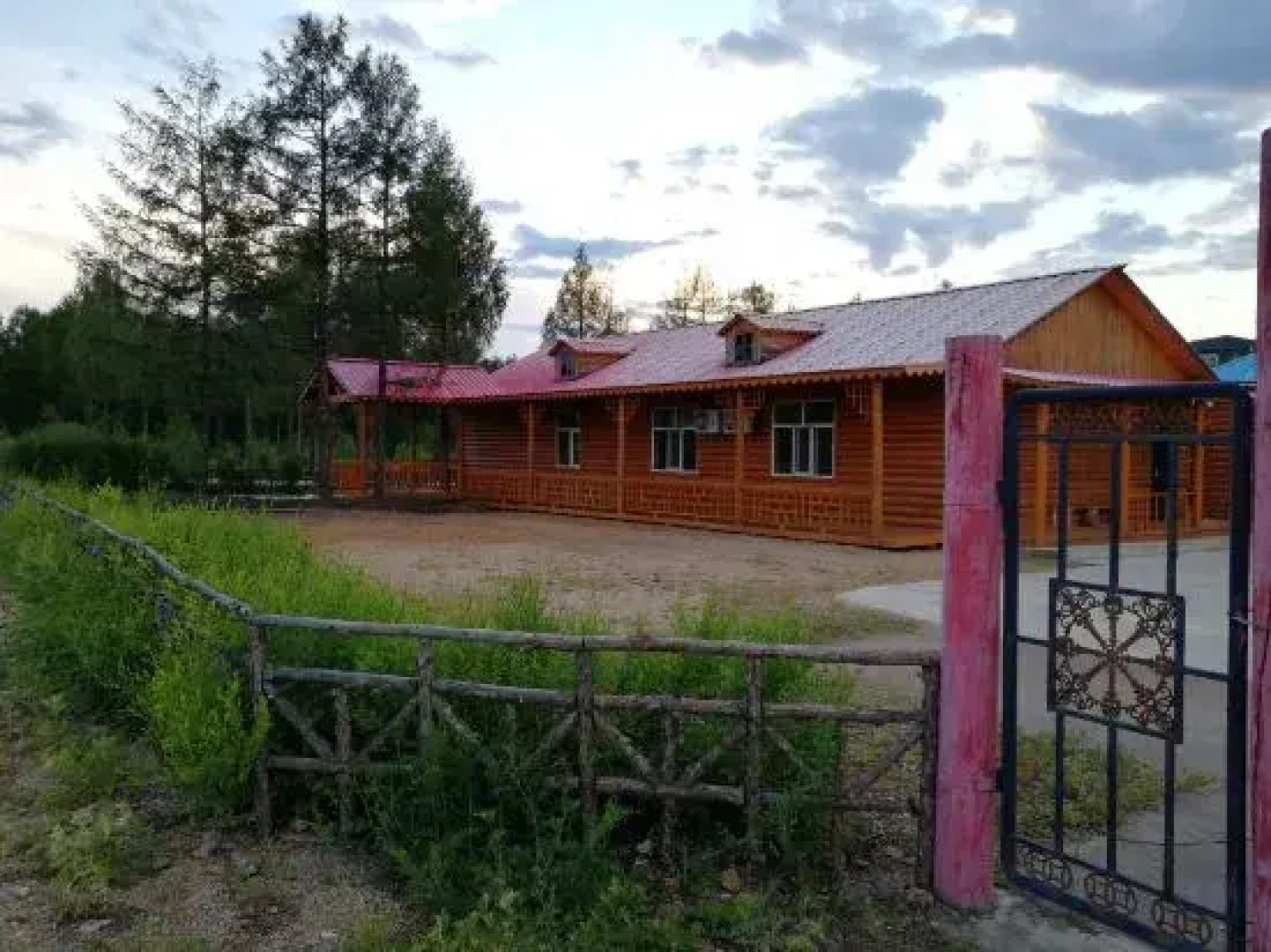 Moerdaoga Juyuan Senlin Zhijia Hotel