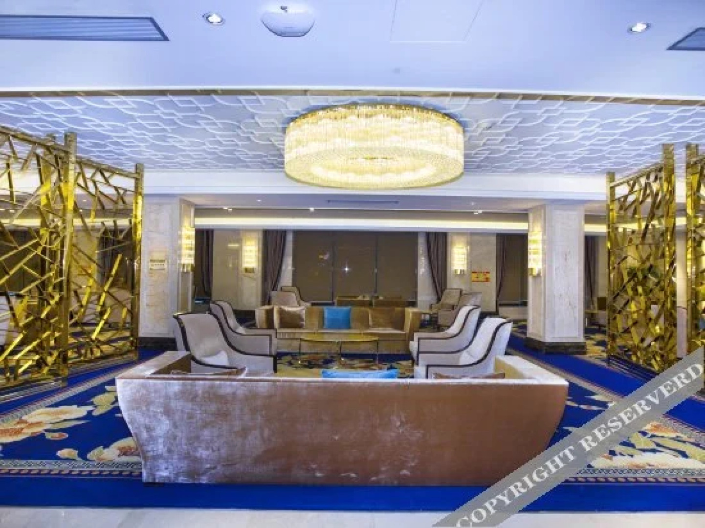 Guigang Wenhua International Hotel (City Government High-speed Railway Station)