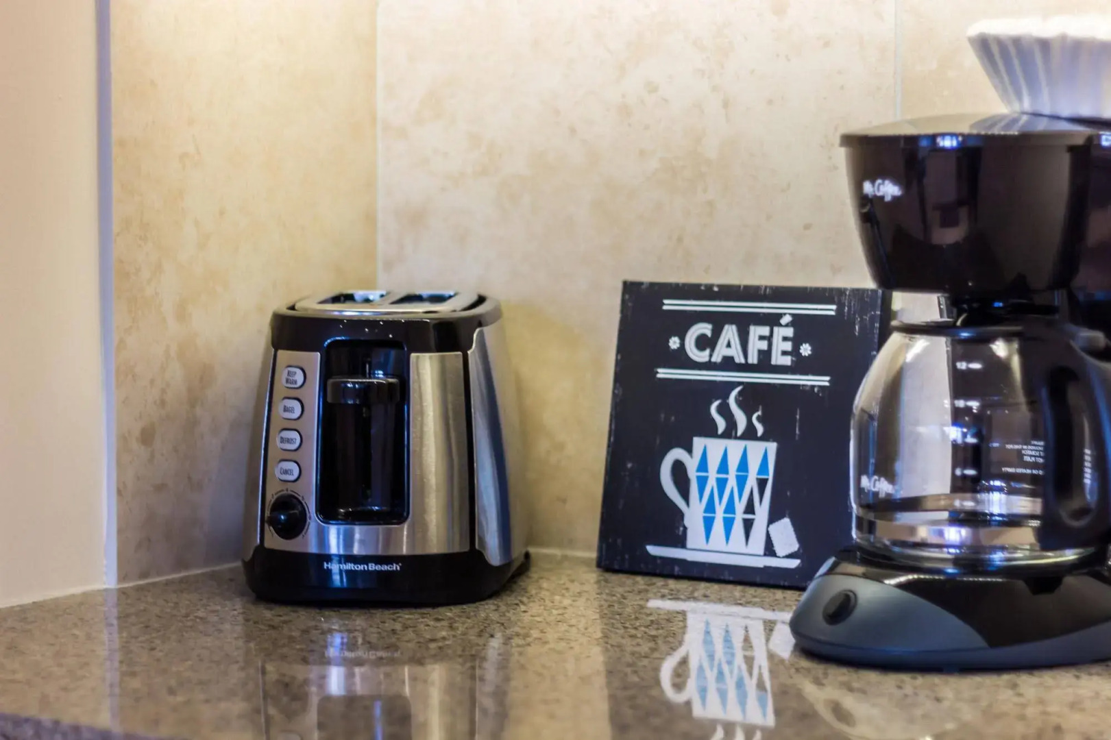 Pelican Fully Furnished Apartments