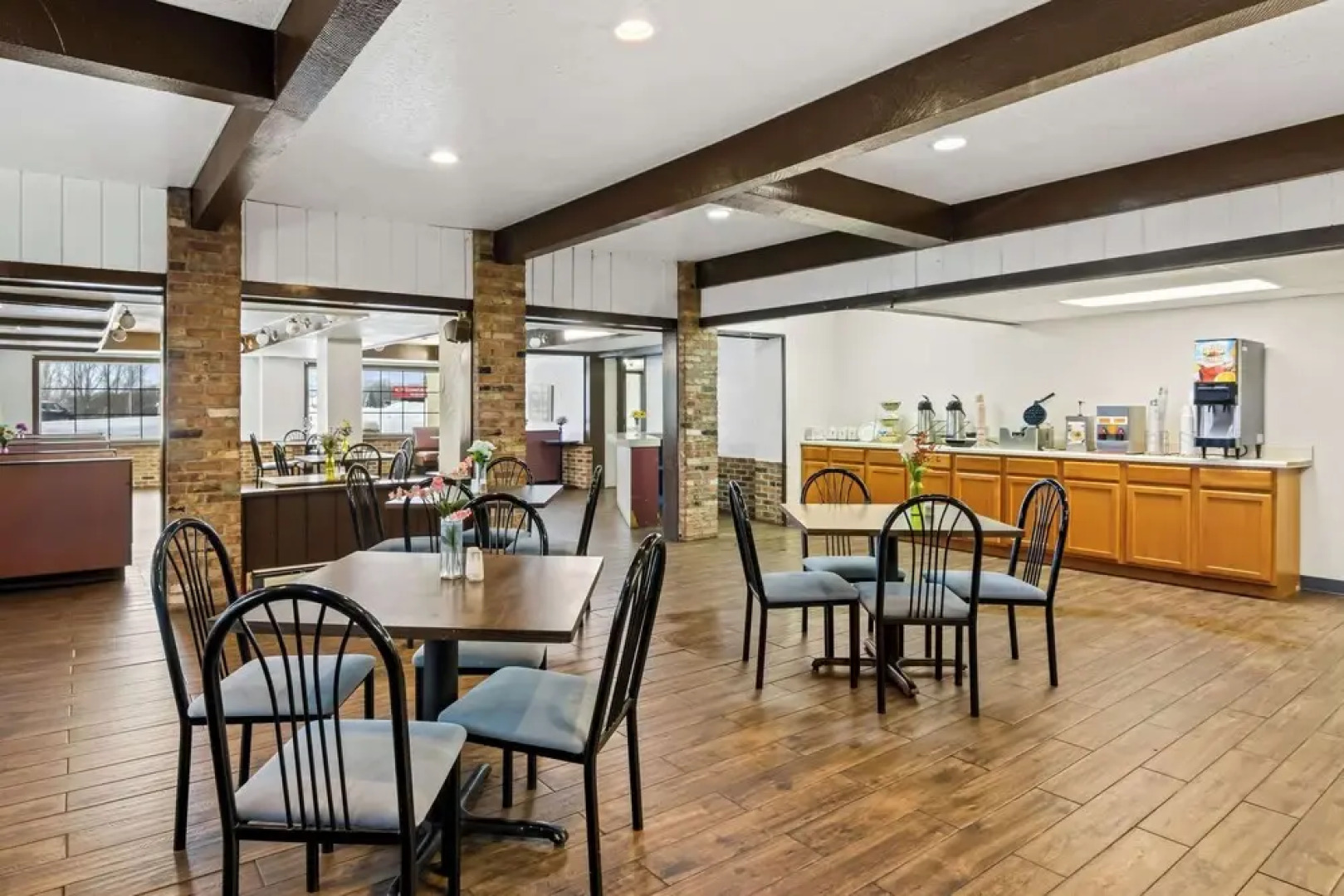 Econo Lodge Manistee