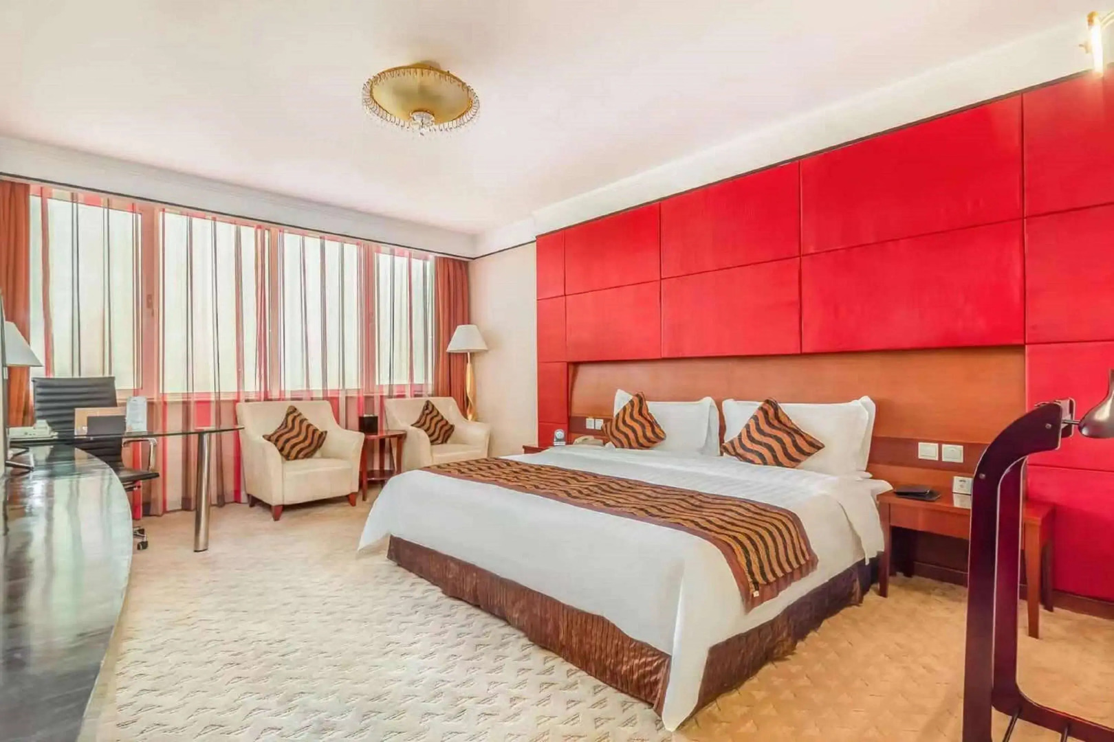 Days Hotel & Suites by Wyndham Jiaozuo