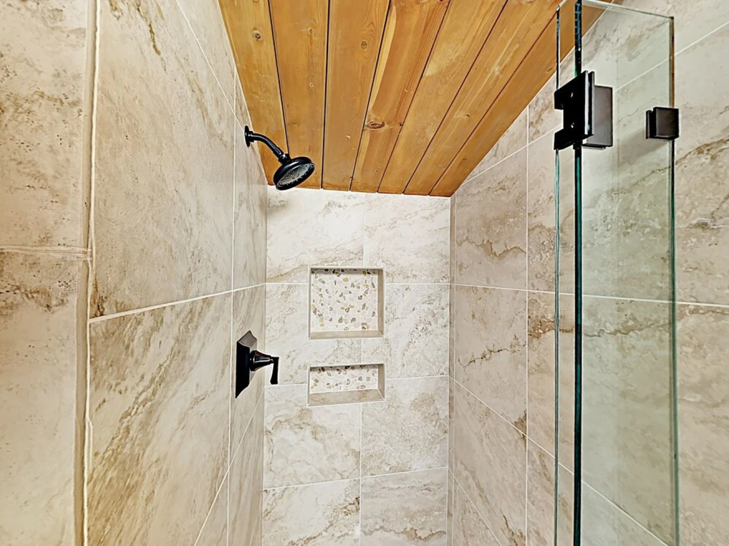 266 Lake Arrowhead - 4 Br Home