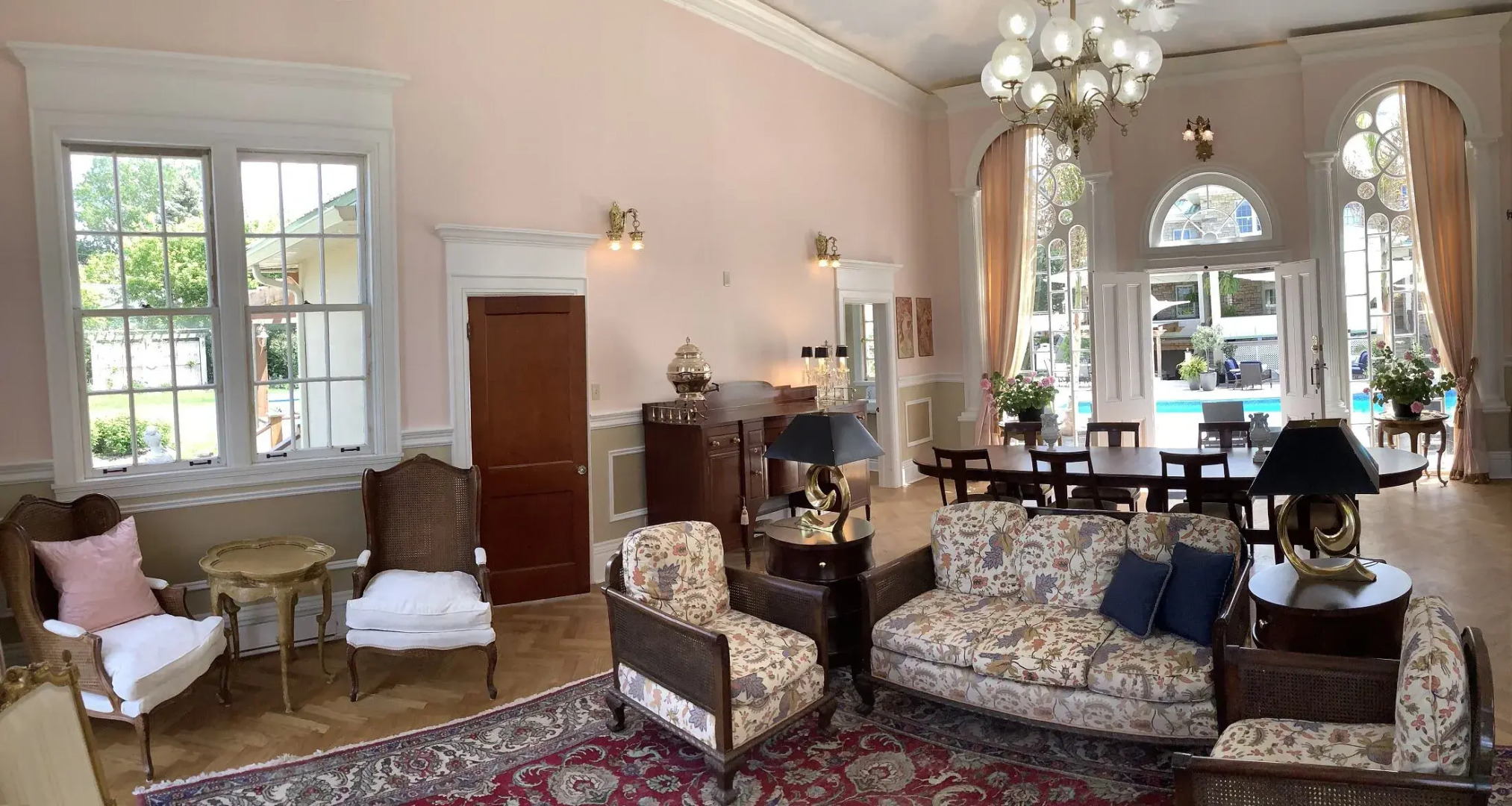 Manoir Chamberland (Adults Only, No Pets)