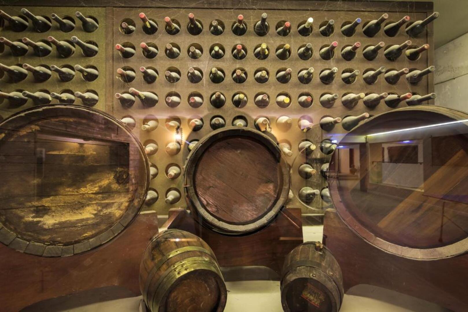 Villa with 3 bedrooms in Quelfes with wonderful sea view shared pool enclosed garden 4 km from the beach