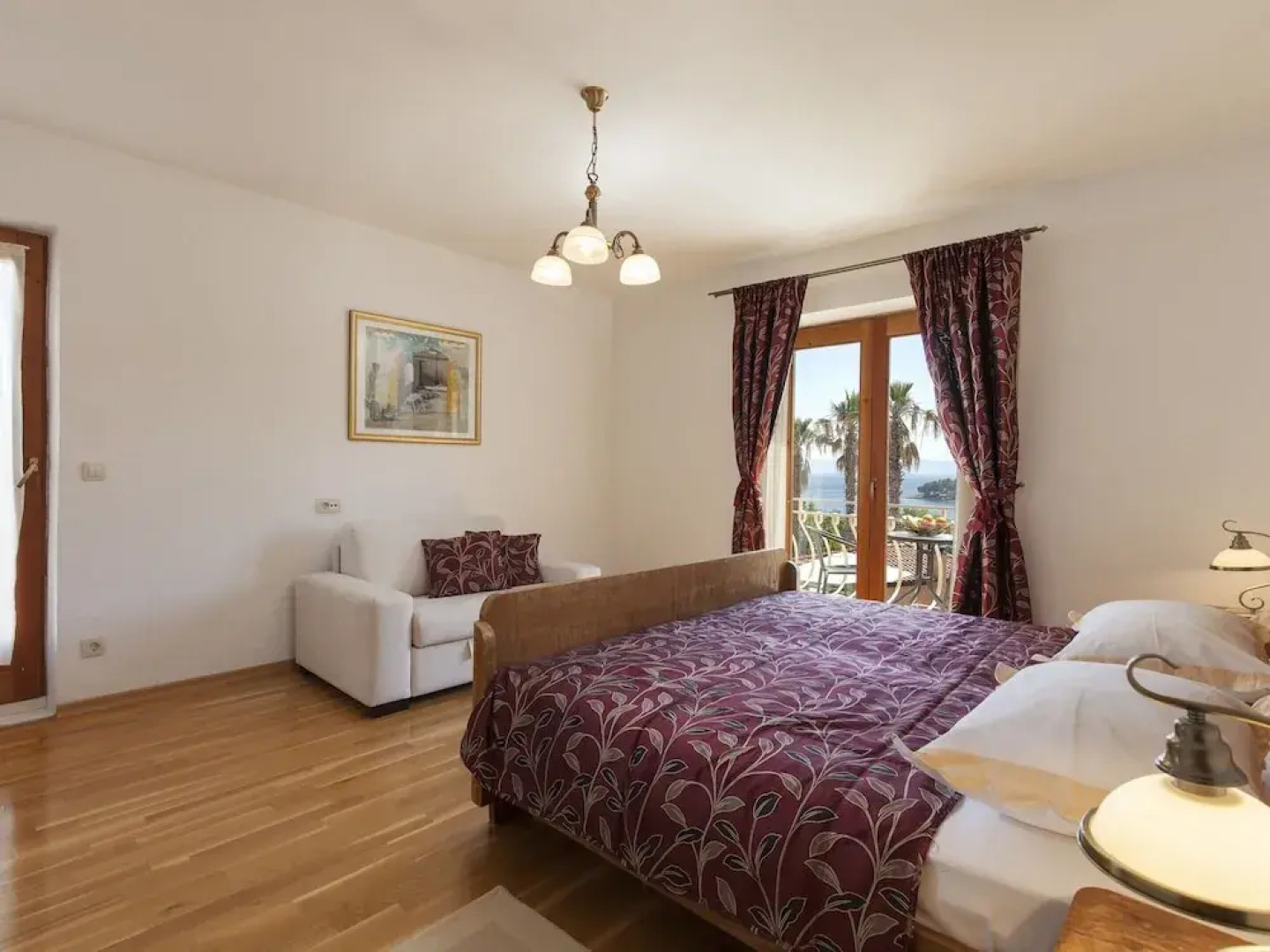 Villa in Sumartin Near the Beach & Ferry Port