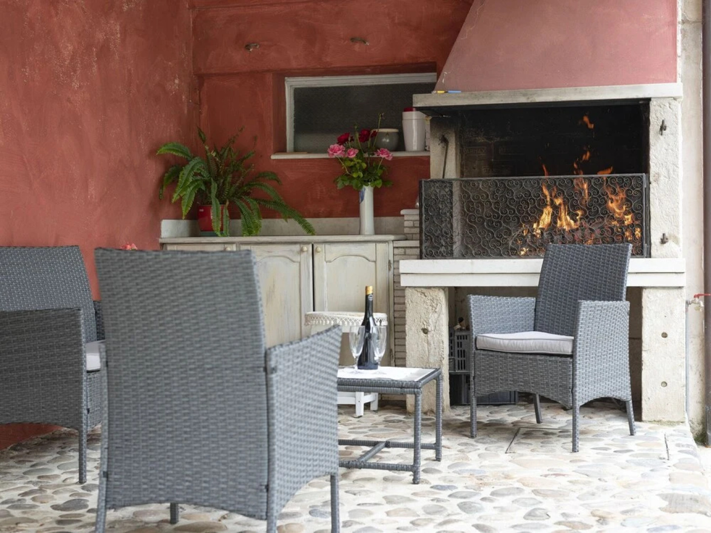 Simplistic Apartment in Miane by the Lake